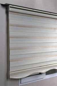 A Plus Çizgili Çift Renk Krem-Beyaz Zebra Stor Ev Ofis Perdesi